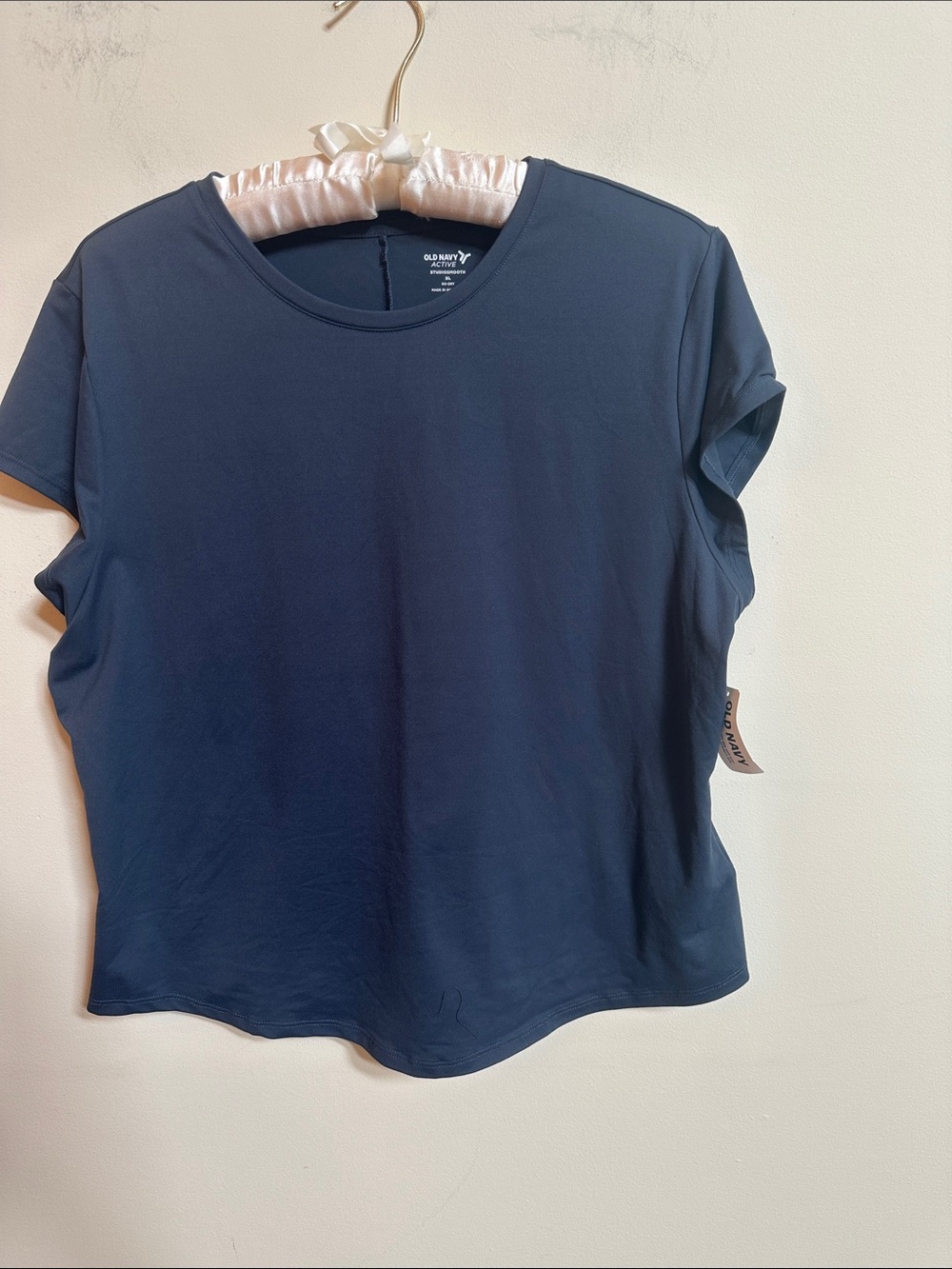 Old Navy Active Go‑Dry Short Sleeve Performance Tee – XL – NWT – Navy